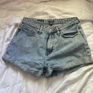 Comfy jean shorts with deep pockets, “highest rise mom shorts shorts“